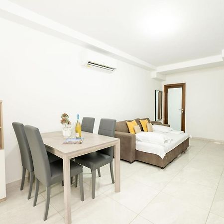 Vela Blu Apartments - Violetta Court Gzira Exteriör bild