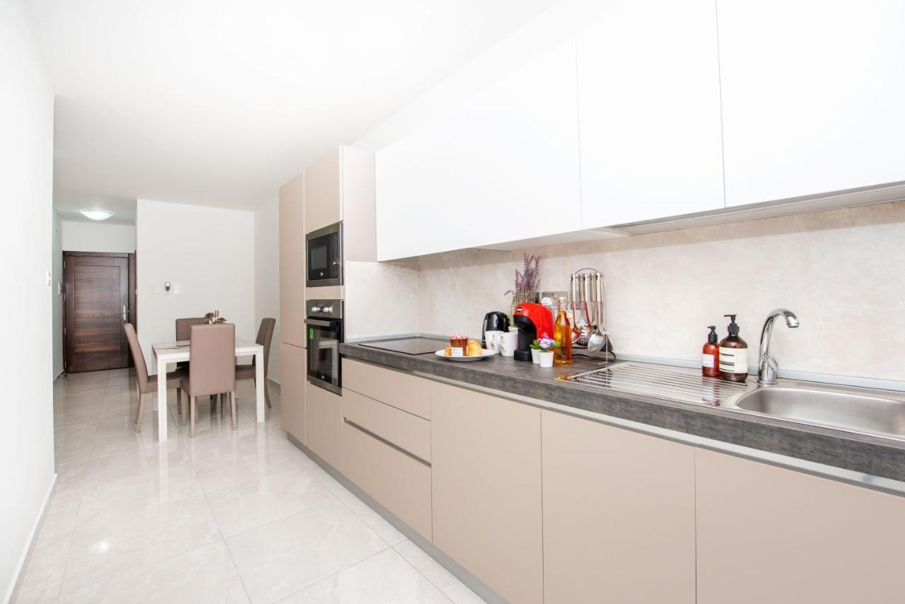 Vela Blu Apartments - Violetta Court Gzira Exteriör bild