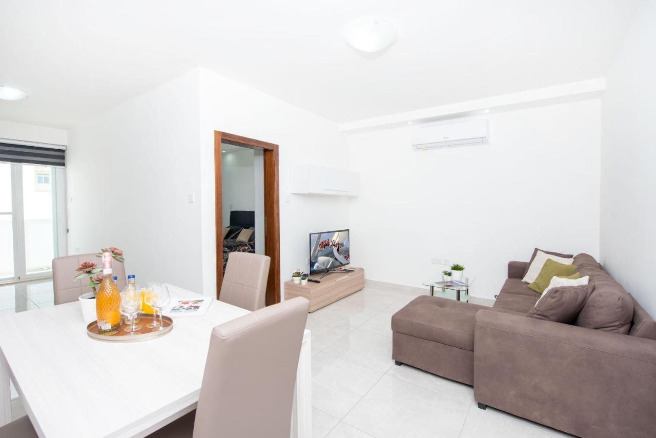 Vela Blu Apartments - Violetta Court Gzira Exteriör bild