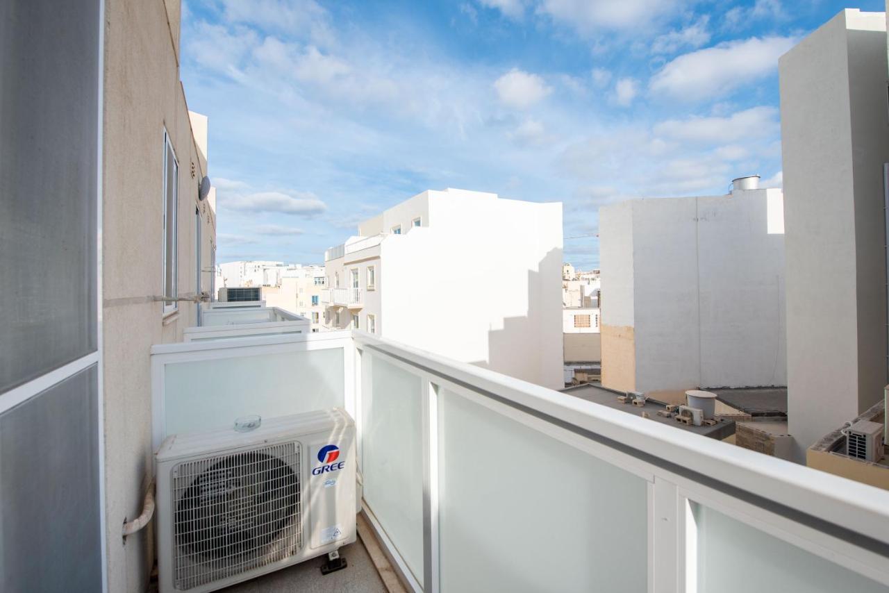 Vela Blu Apartments - Violetta Court Gzira Exteriör bild