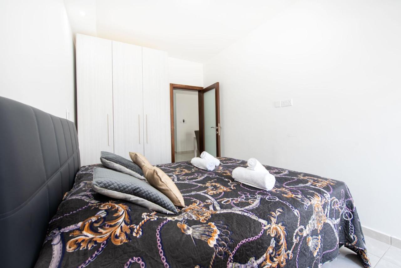 Vela Blu Apartments - Violetta Court Gzira Exteriör bild