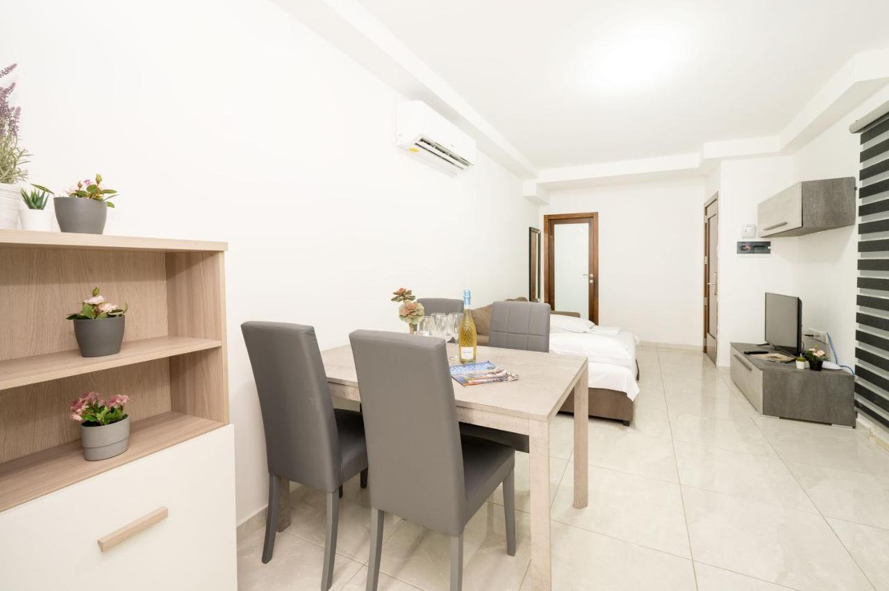 Vela Blu Apartments - Violetta Court Gzira Exteriör bild