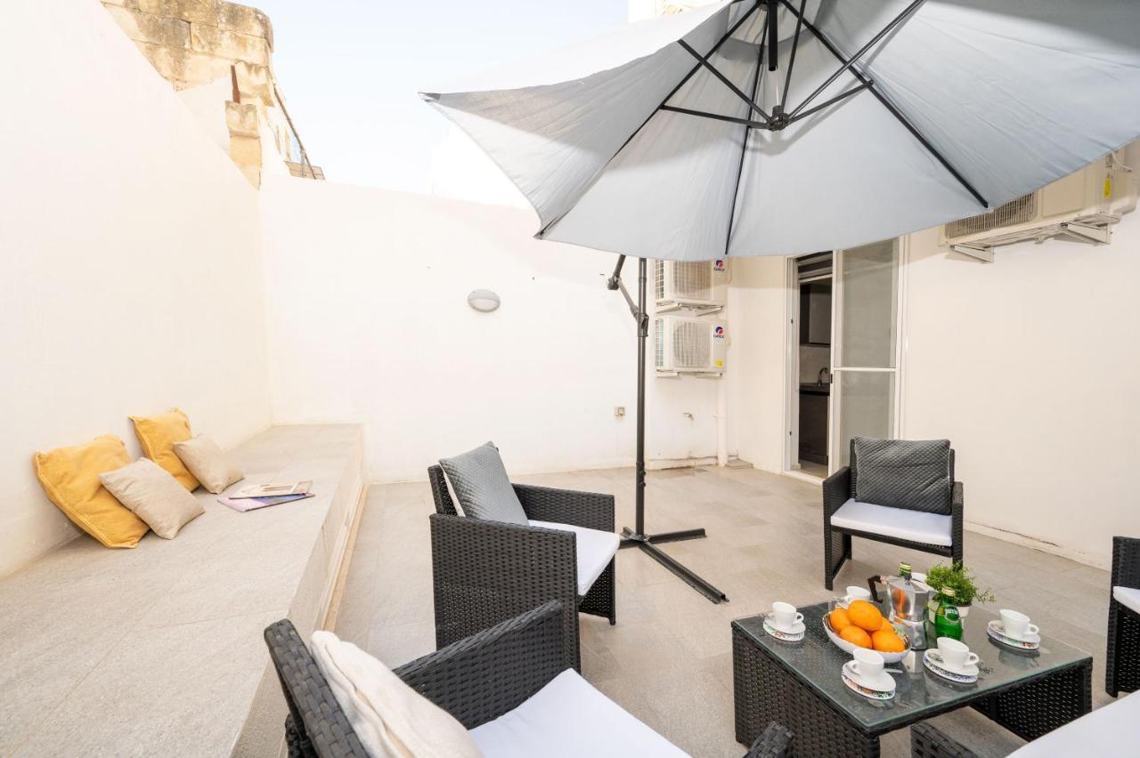 Vela Blu Apartments - Violetta Court Gzira Exteriör bild